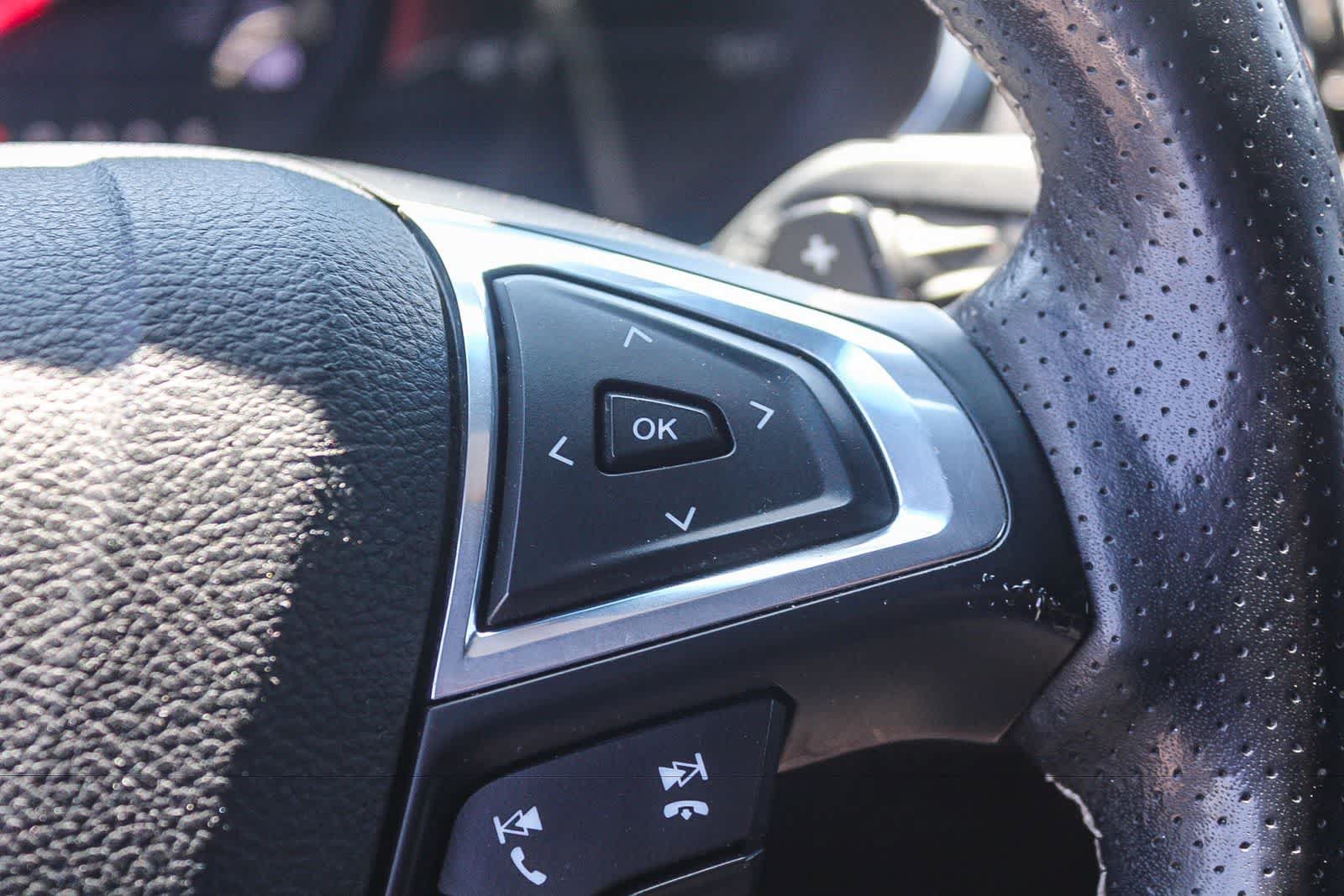 Used 2019 Ford Edge ST w/ Equipment Group 401A AWD/4WD image 31