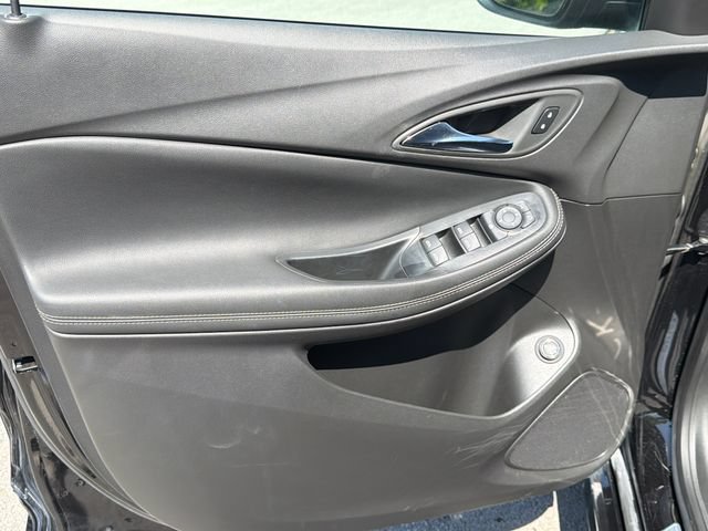 Used 2023 Buick Encore GX Select w/ Sport Touring Package FWD image 16