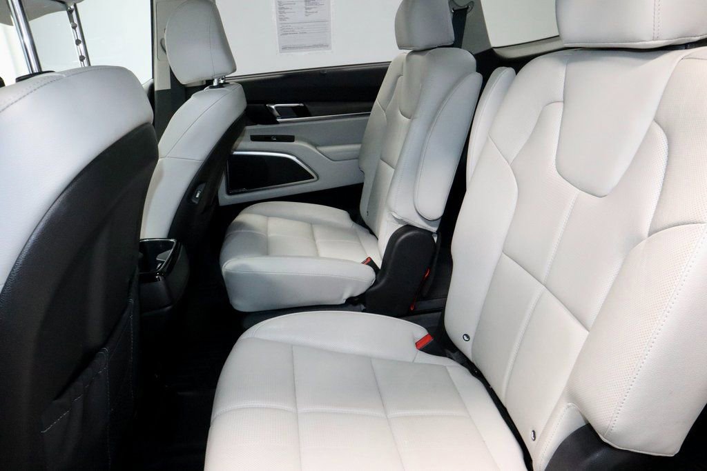 Used 2022 Kia Telluride SX image 23