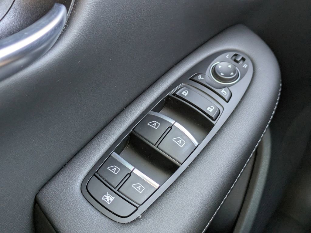 Certified 2023 INFINITI QX50 Sport image 23