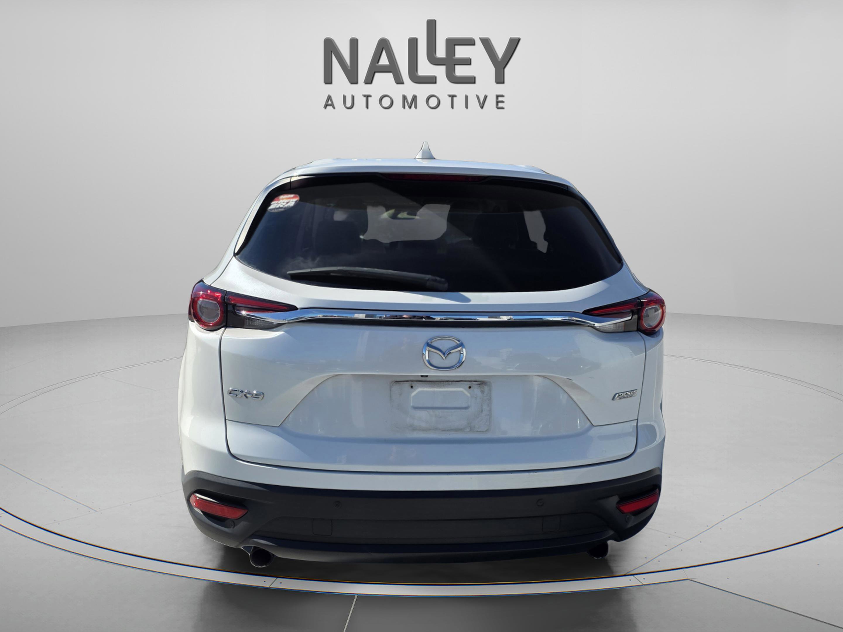 Used 2019 MAZDA CX-9 Touring w/ Touring Premium Package image 4