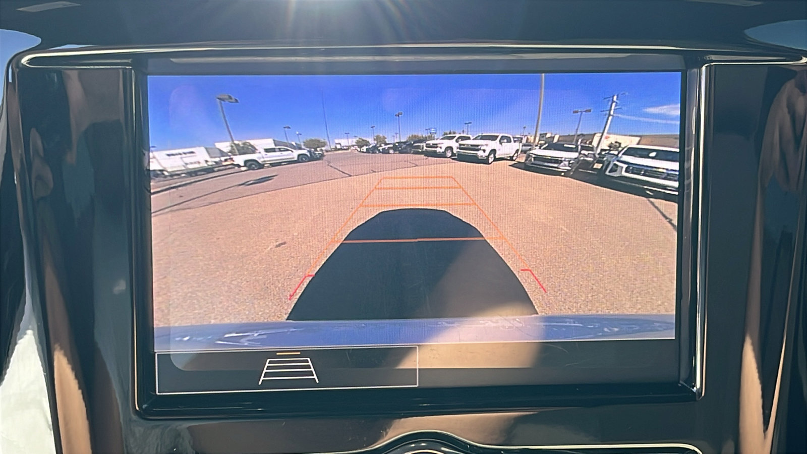 Used 2023 Chevrolet Traverse LS image 22