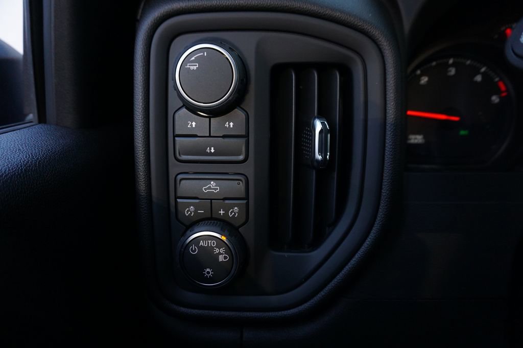 New 2026 Chevrolet Silverado 3500 W/T image 21