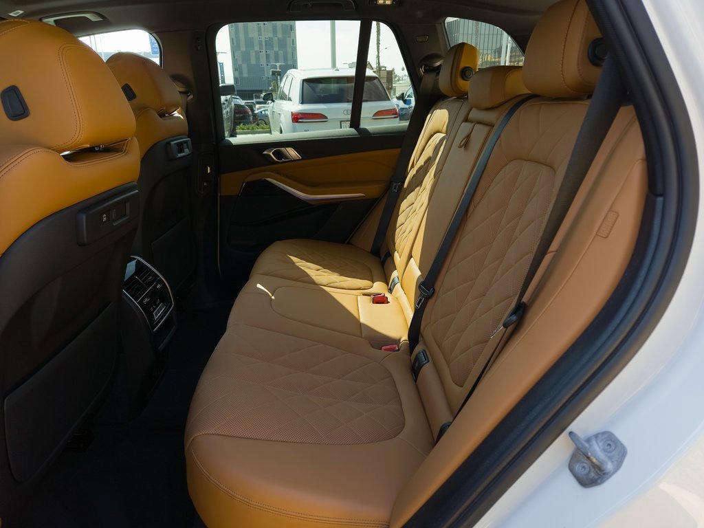 Certified 2023 BMW X5 sDrive40i w/ Parking Assistance Package image 21