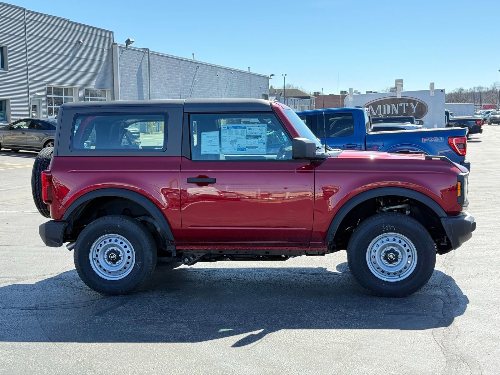 New 2026 Ford Bronco 2-Door image 7