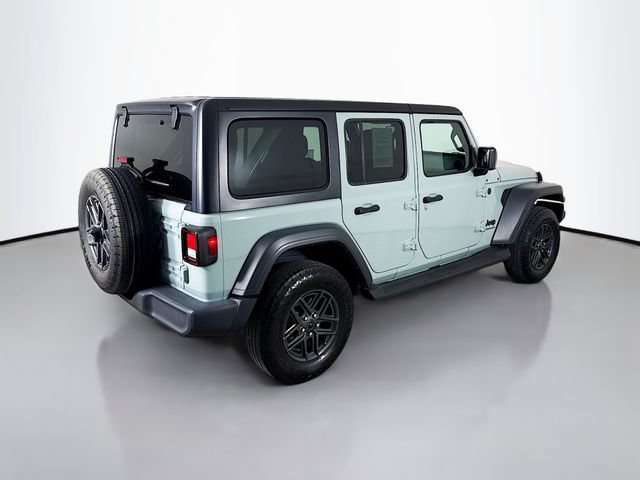 Used 2024 Jeep Wrangler Unlimited Sport AWD/4WD image 7