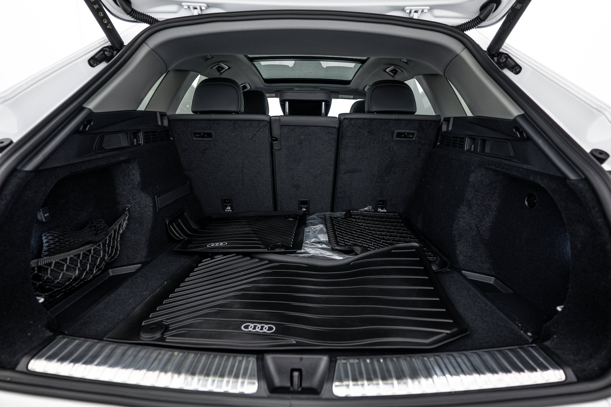 Used 2025 Audi Q5 Premium w/ Convenience Package AWD/4WD image 19