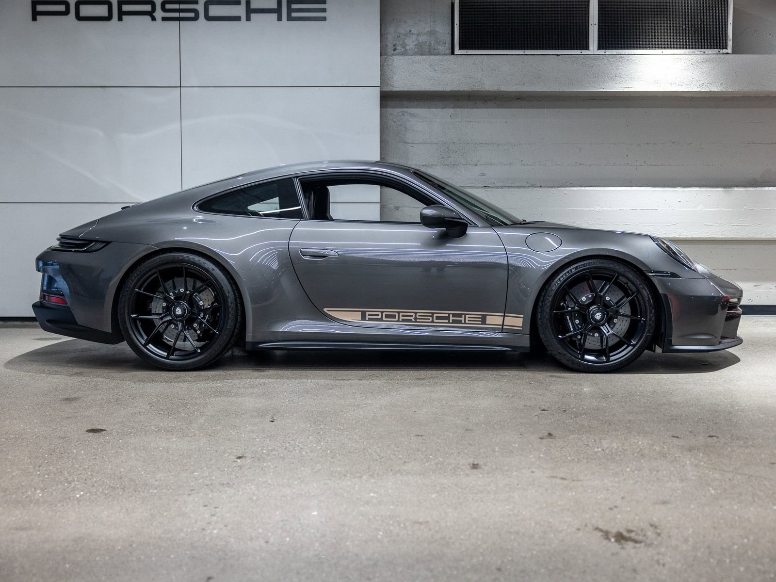 Certified 2023 Porsche 911 GT3 RWD image 18