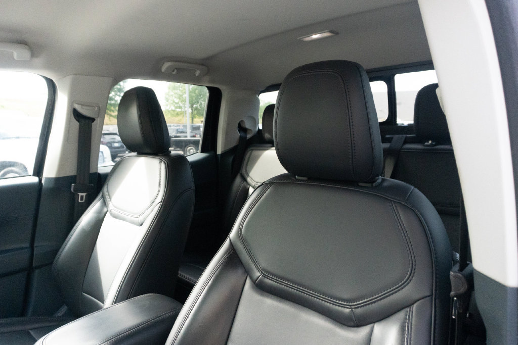 Used 2023 Ford Maverick Lariat w/ Black Appearance Package FWD image 18