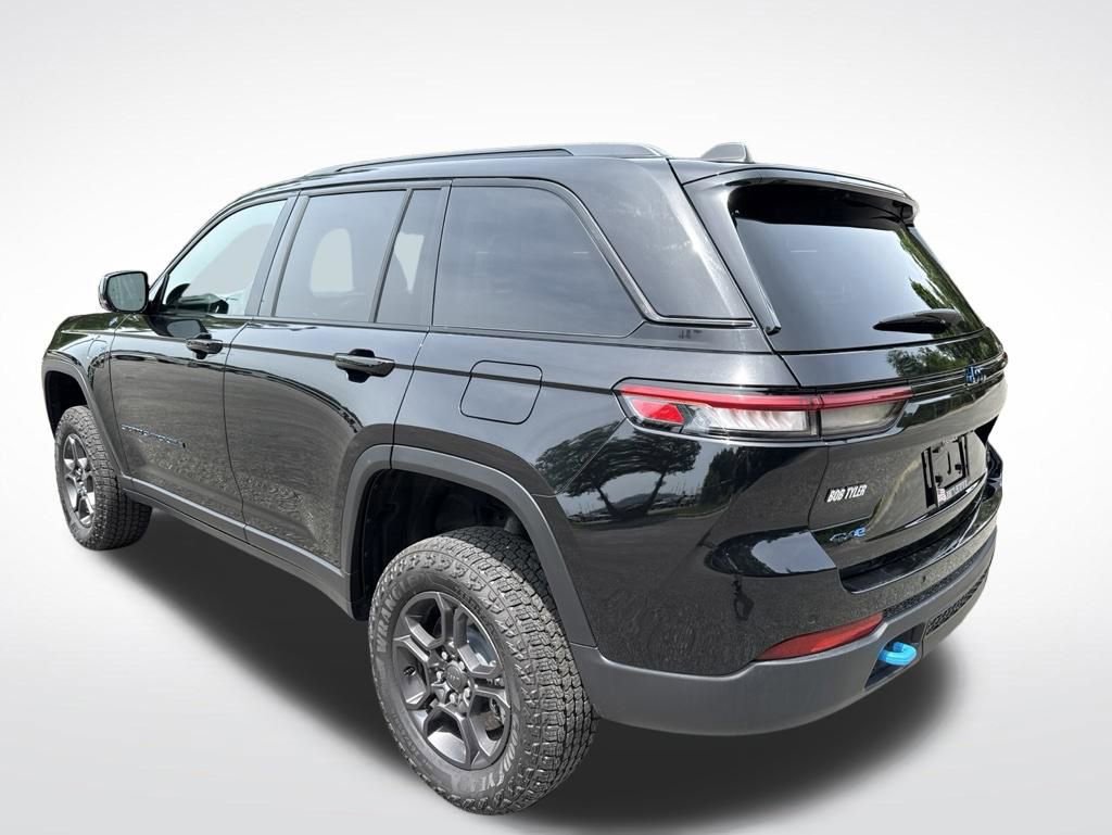 Used 2024 Jeep Grand Cherokee Trailhawk AWD/4WD image 7
