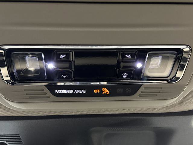 Used 2025 Lincoln Corsair Reserve image 25