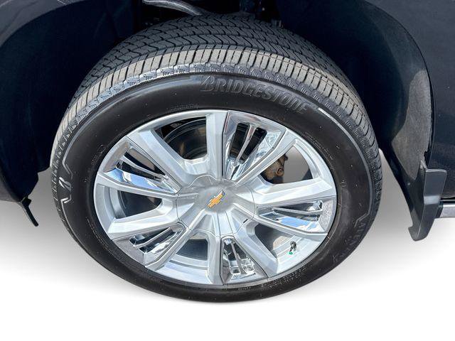 Used 2025 Chevrolet Silverado 1500 High Country AWD/4WD image 18