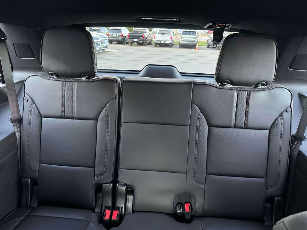 Used 2023 Chevrolet Tahoe RST w/ Luxury Package image 15