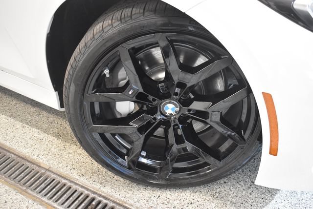 New 2026 BMW 330i xDrive Sedan w/ M Sport Package AWD/4WD image 30