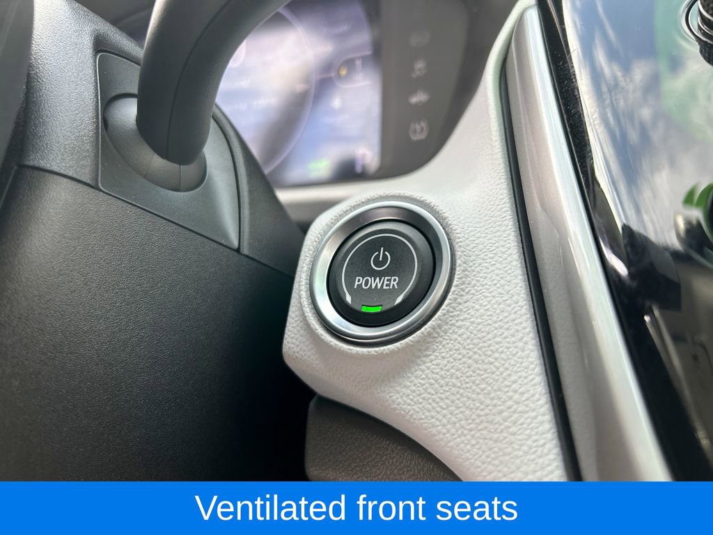 Certified 2022 Chevrolet Bolt EUV Premier w/ Launch Edition image 19