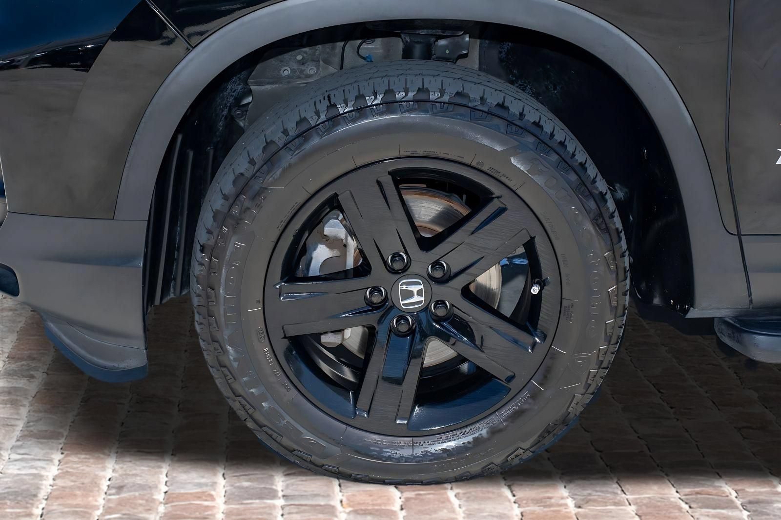 Certified 2023 Honda Ridgeline Black Edition image 40
