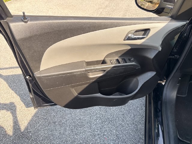 Used 2013 Chevrolet Sonic LT FWD image 19
