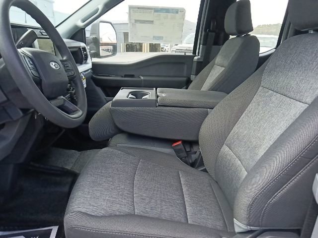 New 2026 Ford F250 XL w/ XL Chrome Package image 15