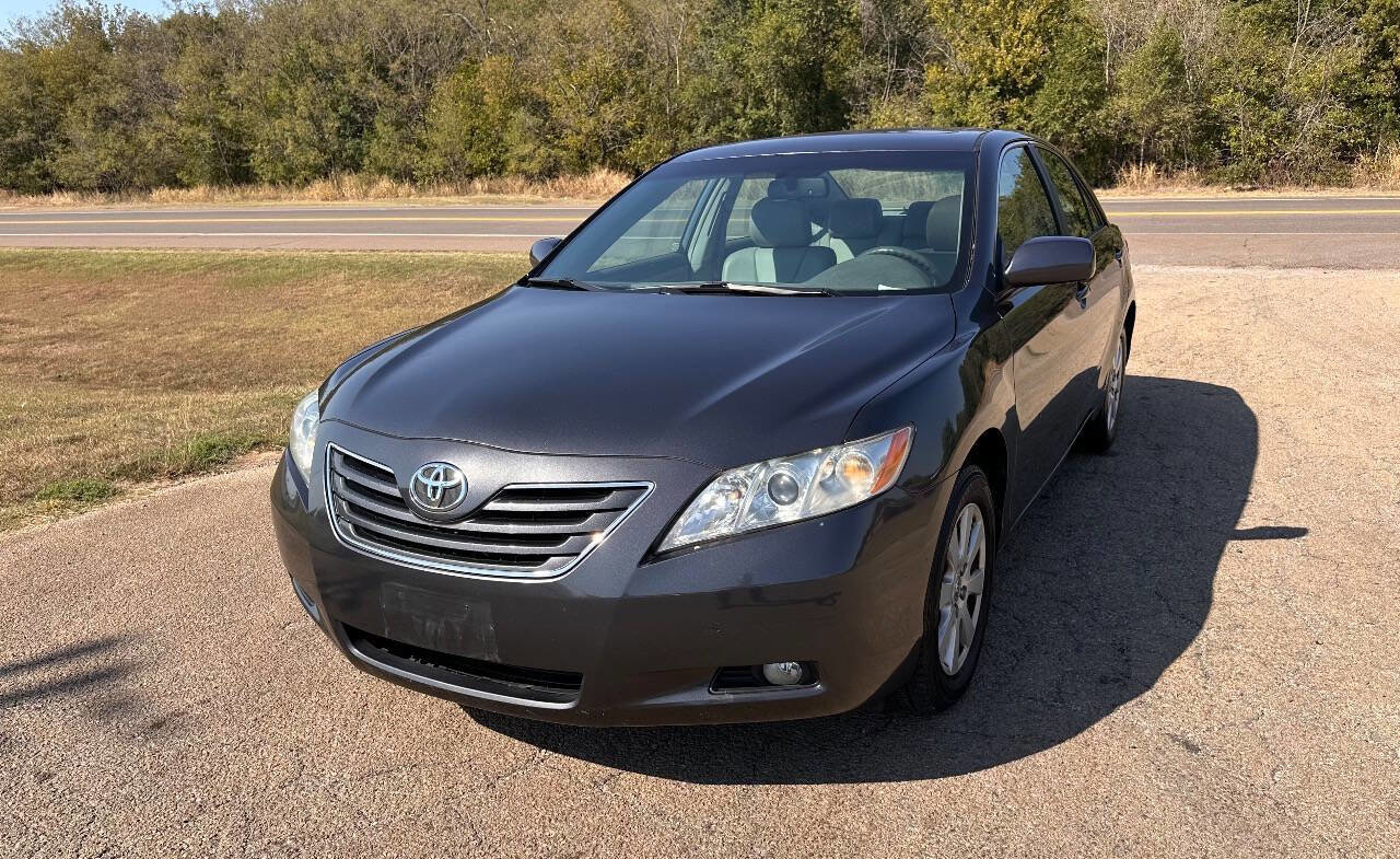 Used 2007 Toyota Camry XLE image 3