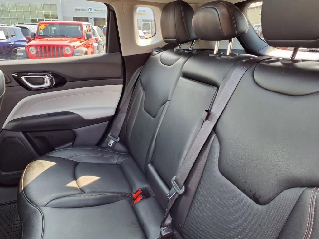 Used 2022 Jeep Compass Limited w/ Sun and Sound Group AWD/4WD image 21