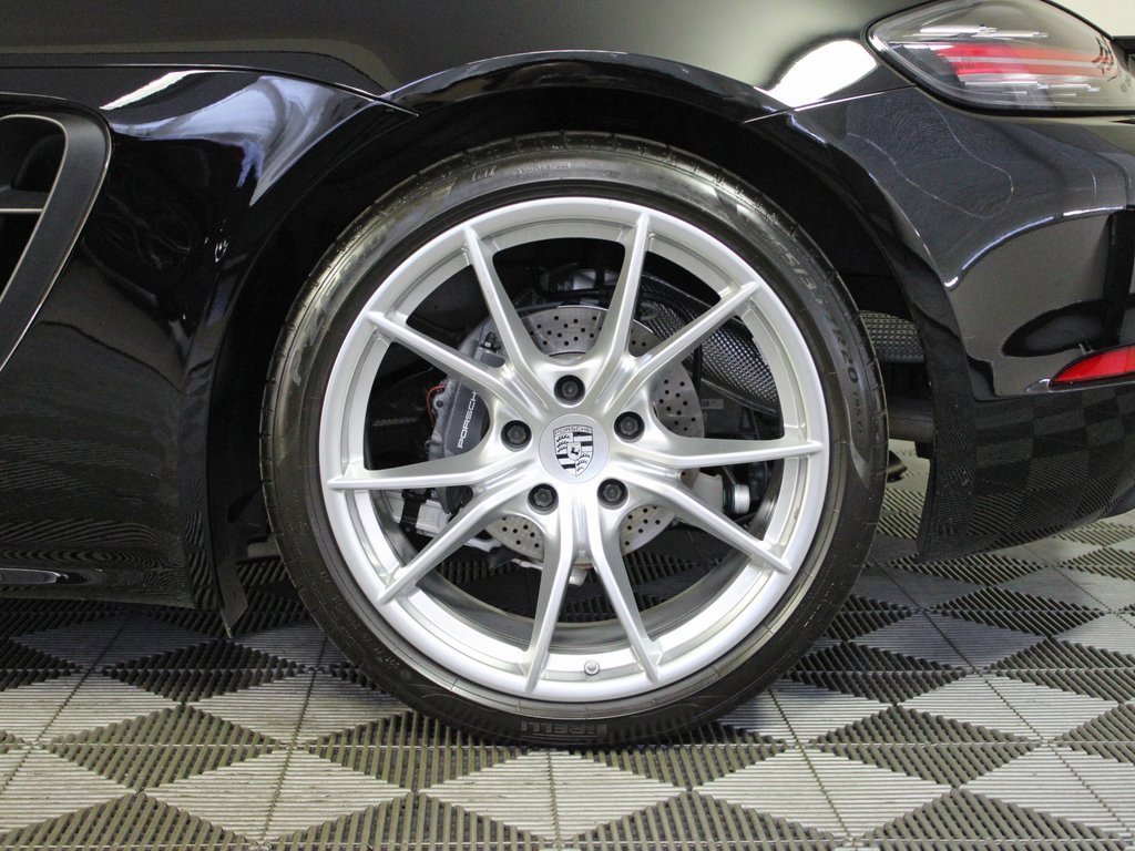 Used 2021 Porsche 718 Boxster image 40