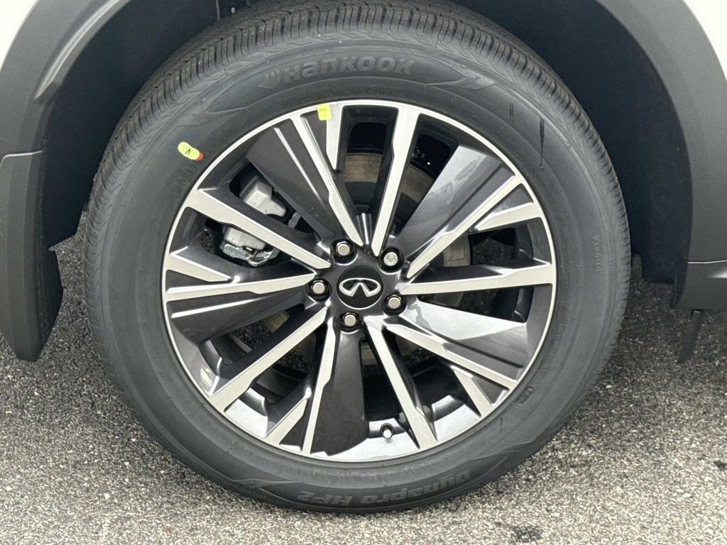 New 2026 INFINITI QX60 Luxe image 29