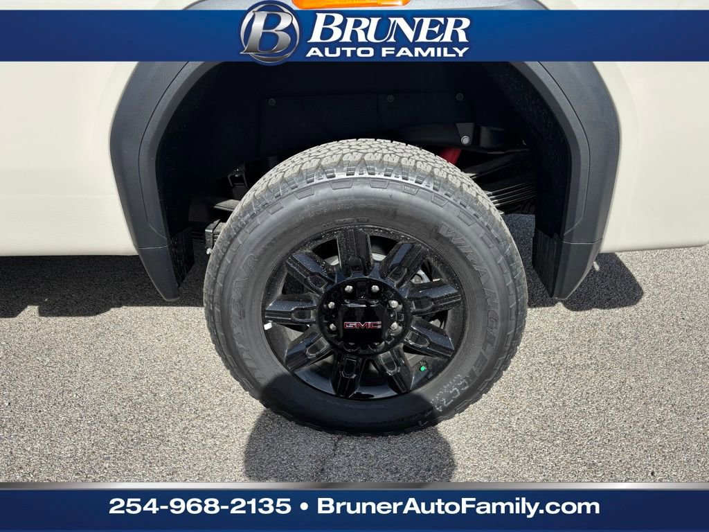 New 2026 GMC Sierra 3500 AT4 w/ AT4 Premium Plus Package image 10