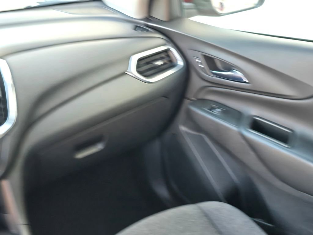 Used 2022 Chevrolet Equinox LT image 22