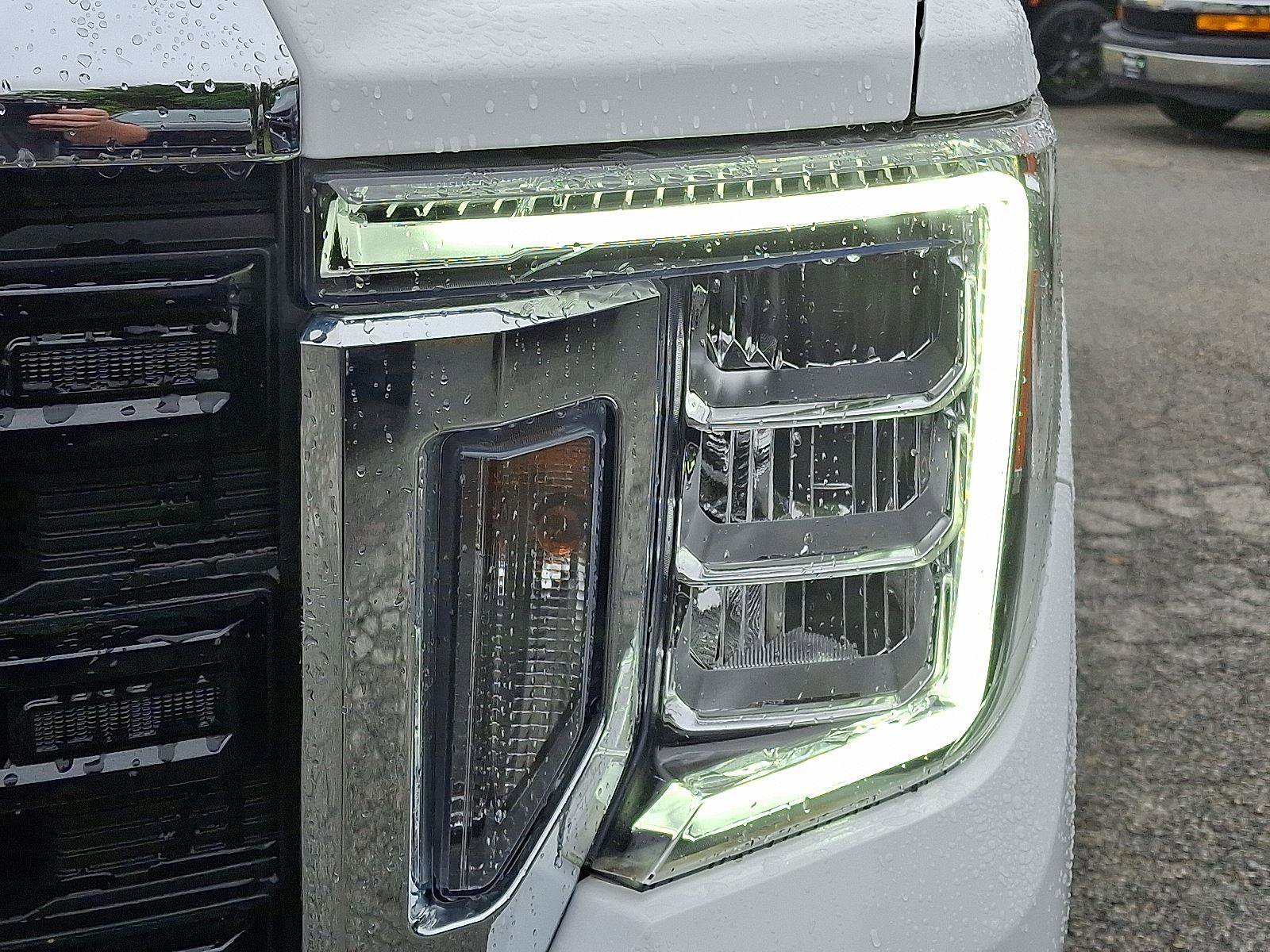 Used 2023 GMC Sierra 2500 Pro w/ Convenience Package image 9