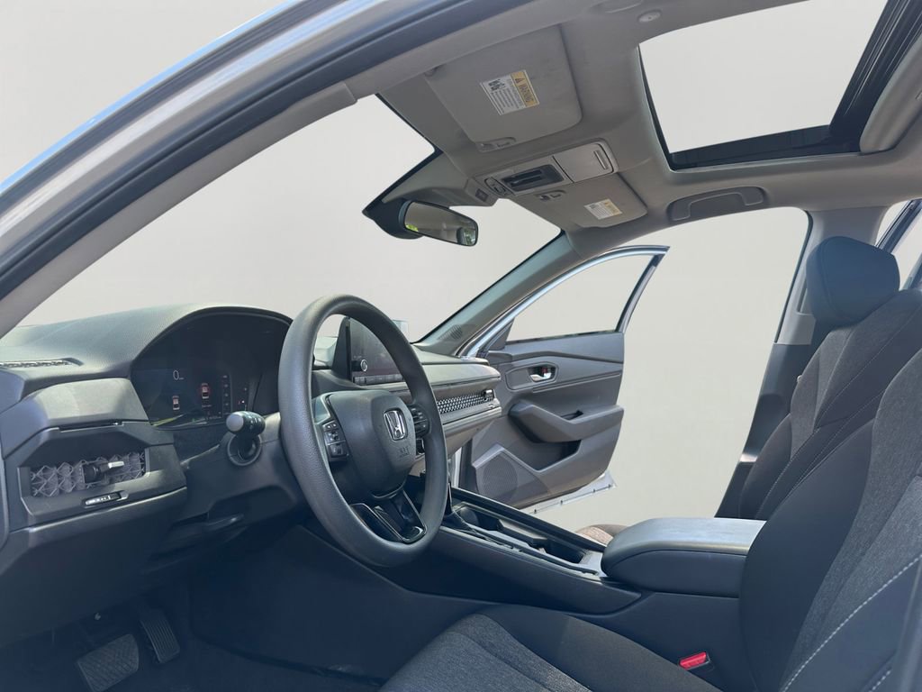 Used 2024 Honda Accord EX image 9