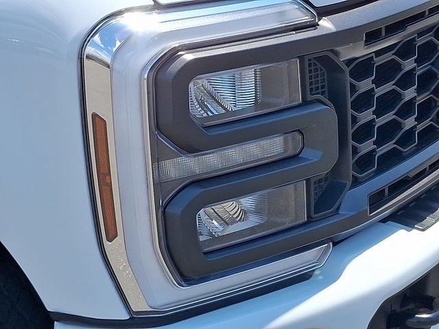 Used 2024 Ford F250 Lariat w/ Sport Appearance Package AWD/4WD image 30