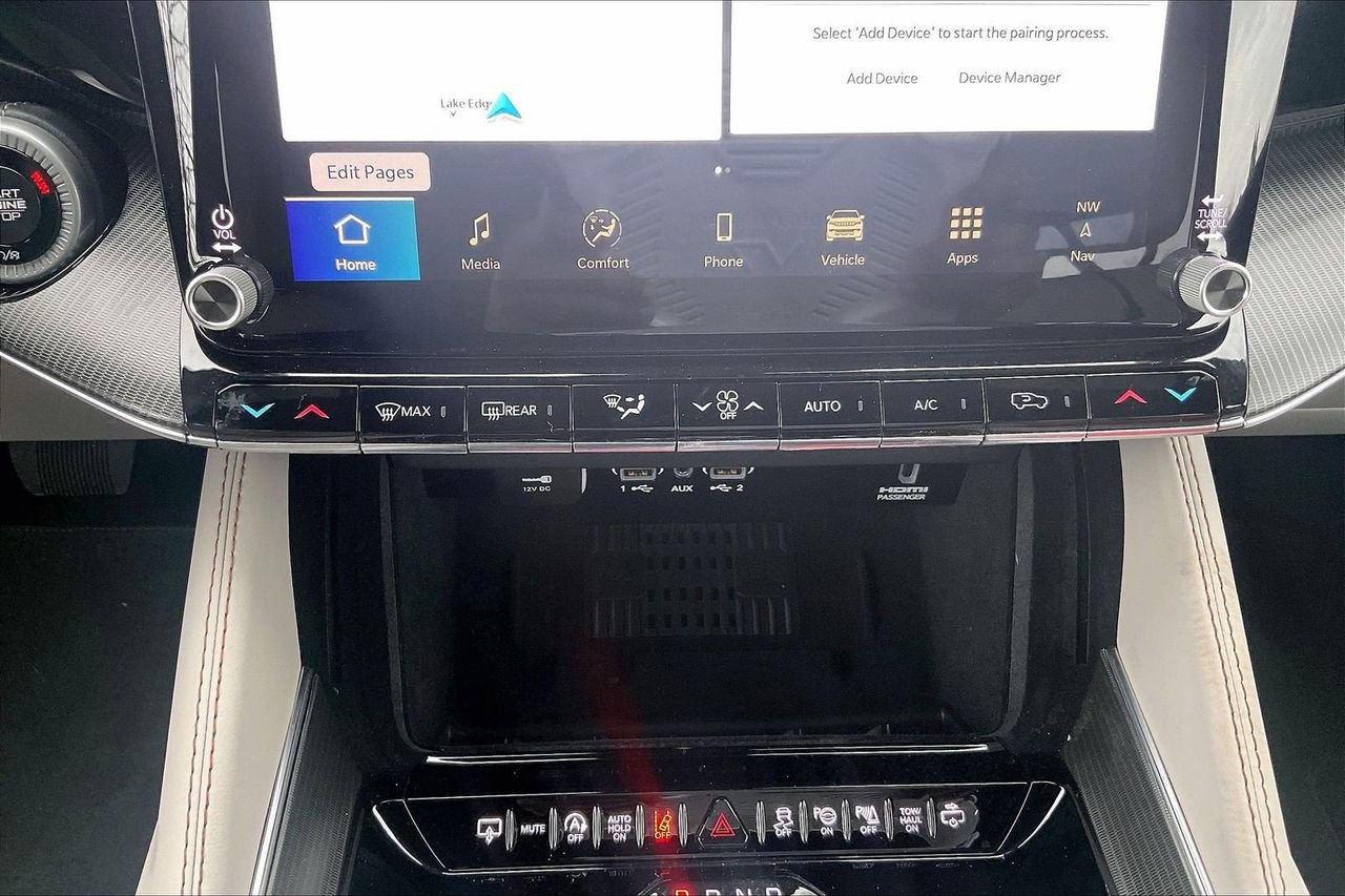 New 2026 Jeep Grand Wagoneer L Summit w/ Premium Group III image 19