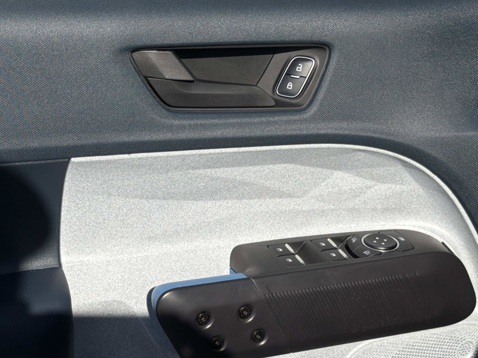 Certified 2025 Ford Maverick XLT w/ 4K Tow Package image 11