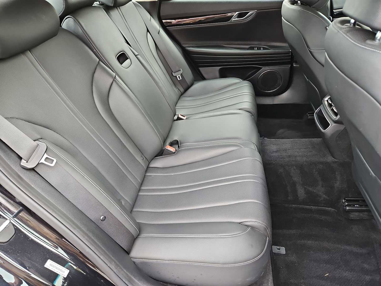 Used 2023 Genesis G80 2.5T image 22