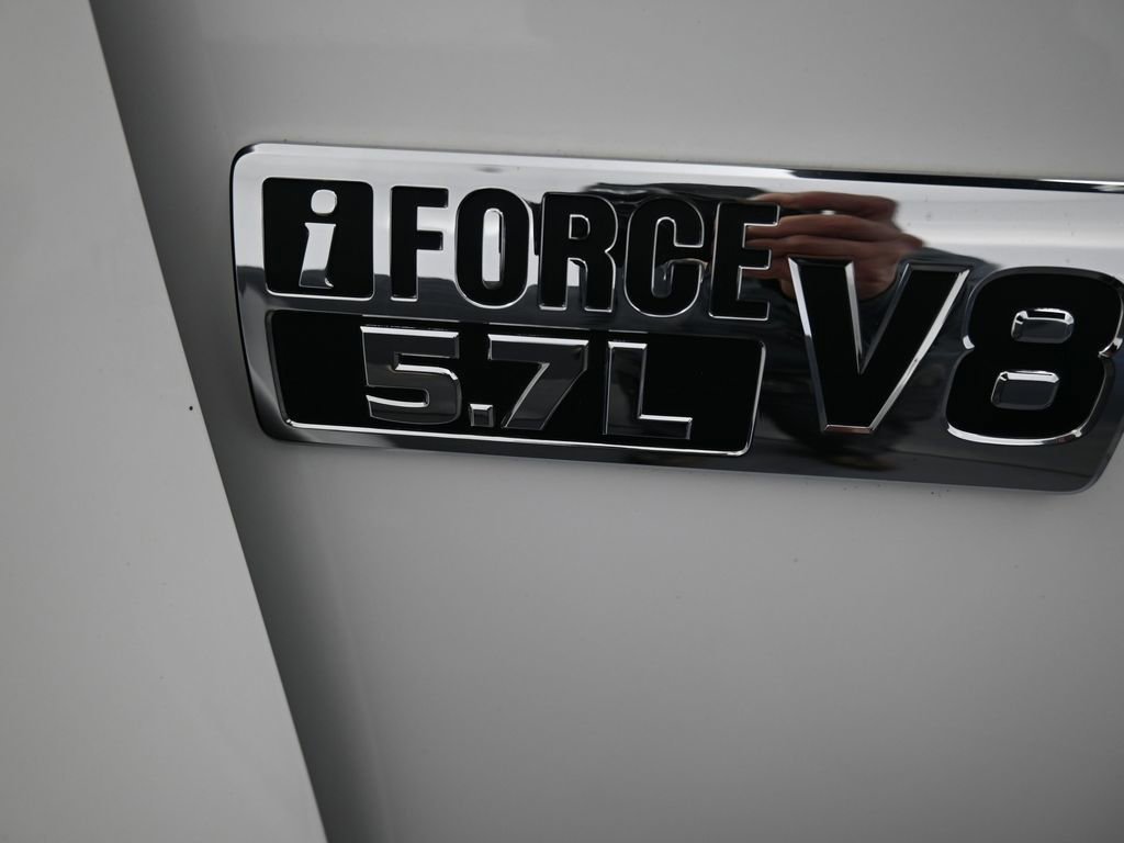 Used 2016 Toyota Tundra SR5 w/ SR5 Upgrade Package image 14