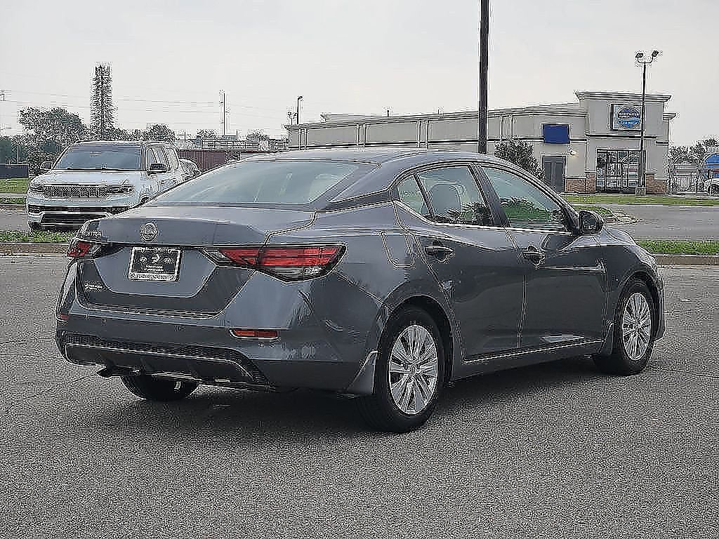Used 2024 Nissan Sentra S FWD image 4