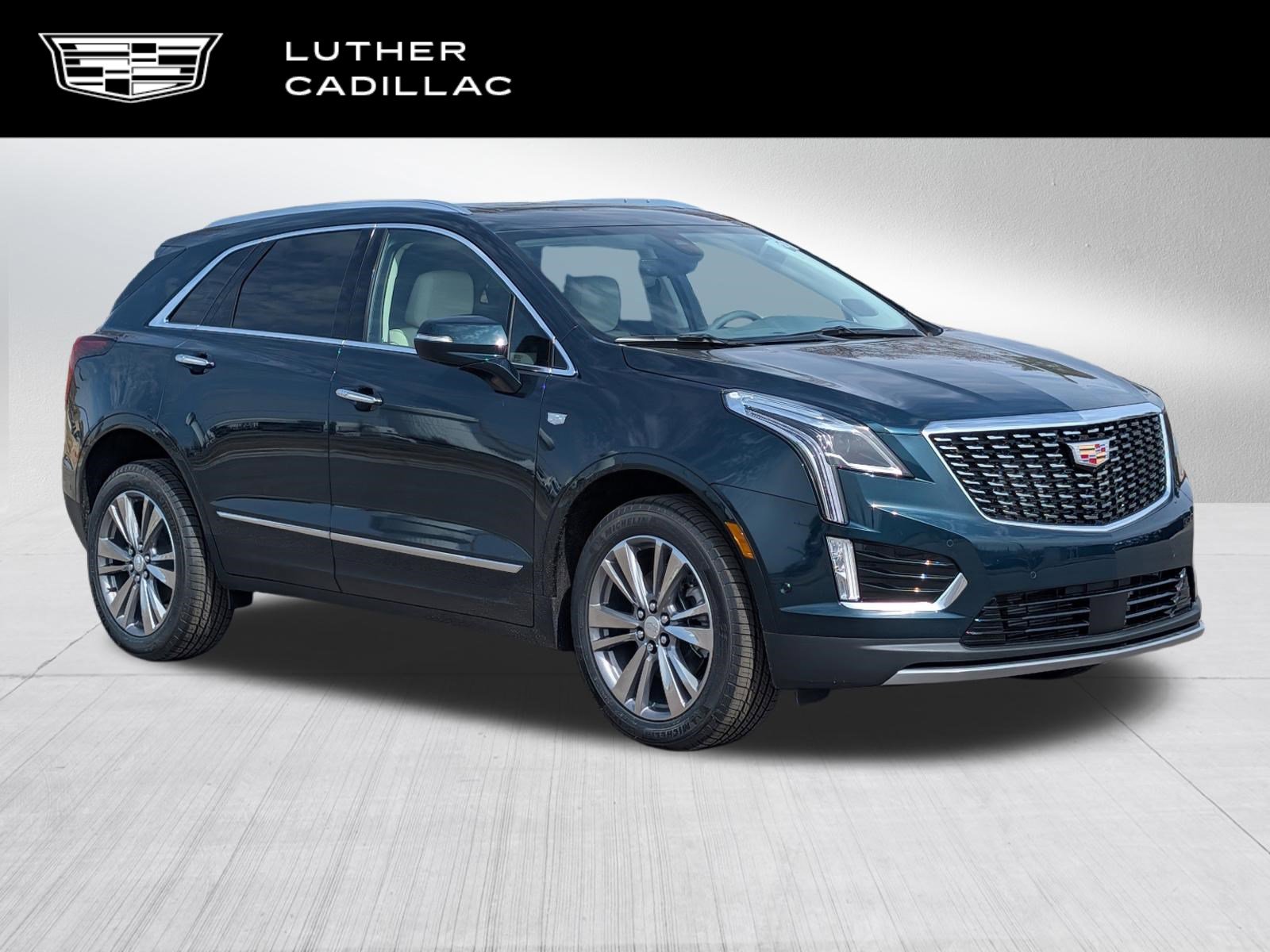 New 2026 Cadillac XT5 Premium Luxury w/ Driver Assist Package AWD/4WD image 1