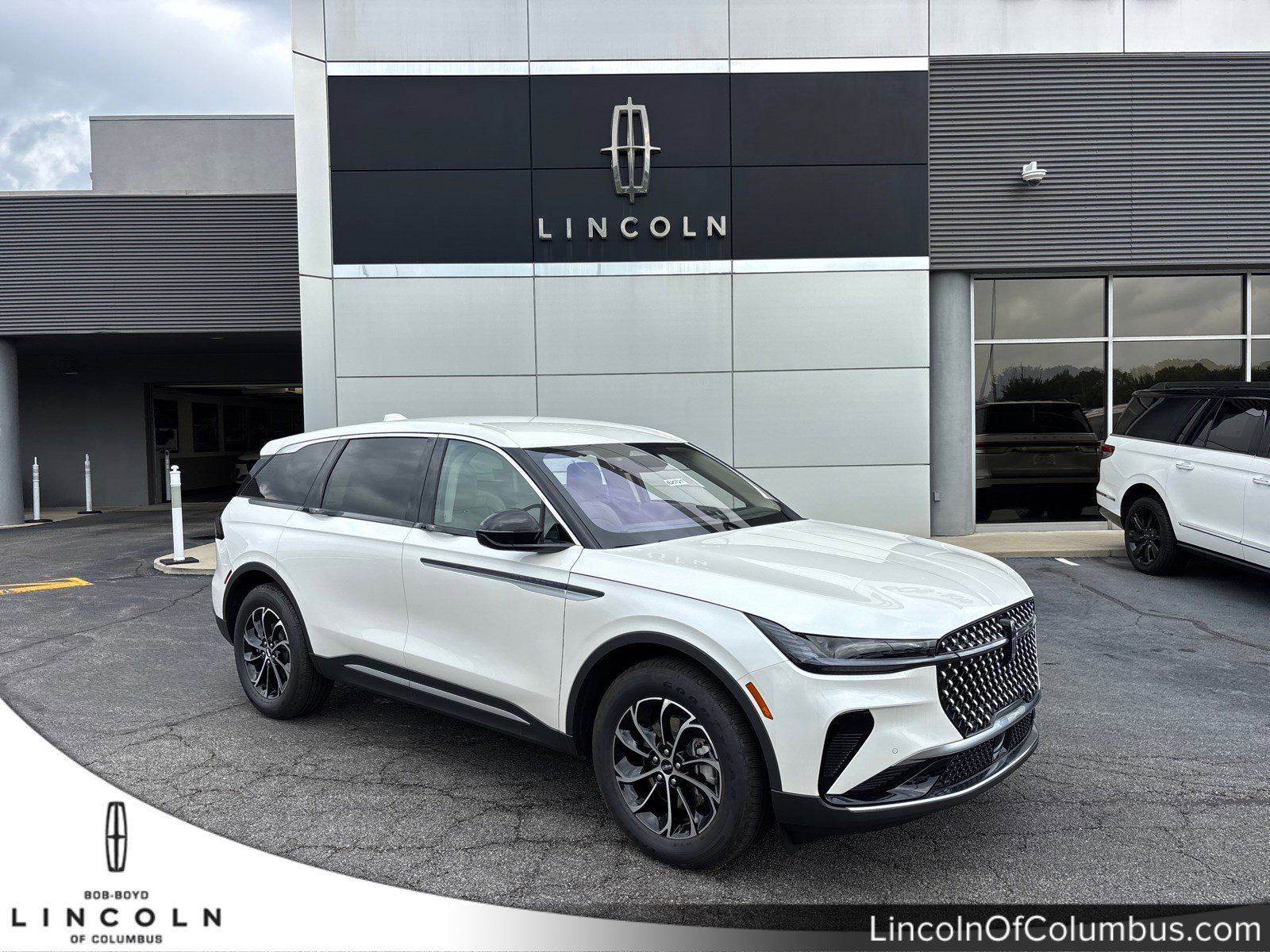 New 2025 Lincoln Nautilus Premier