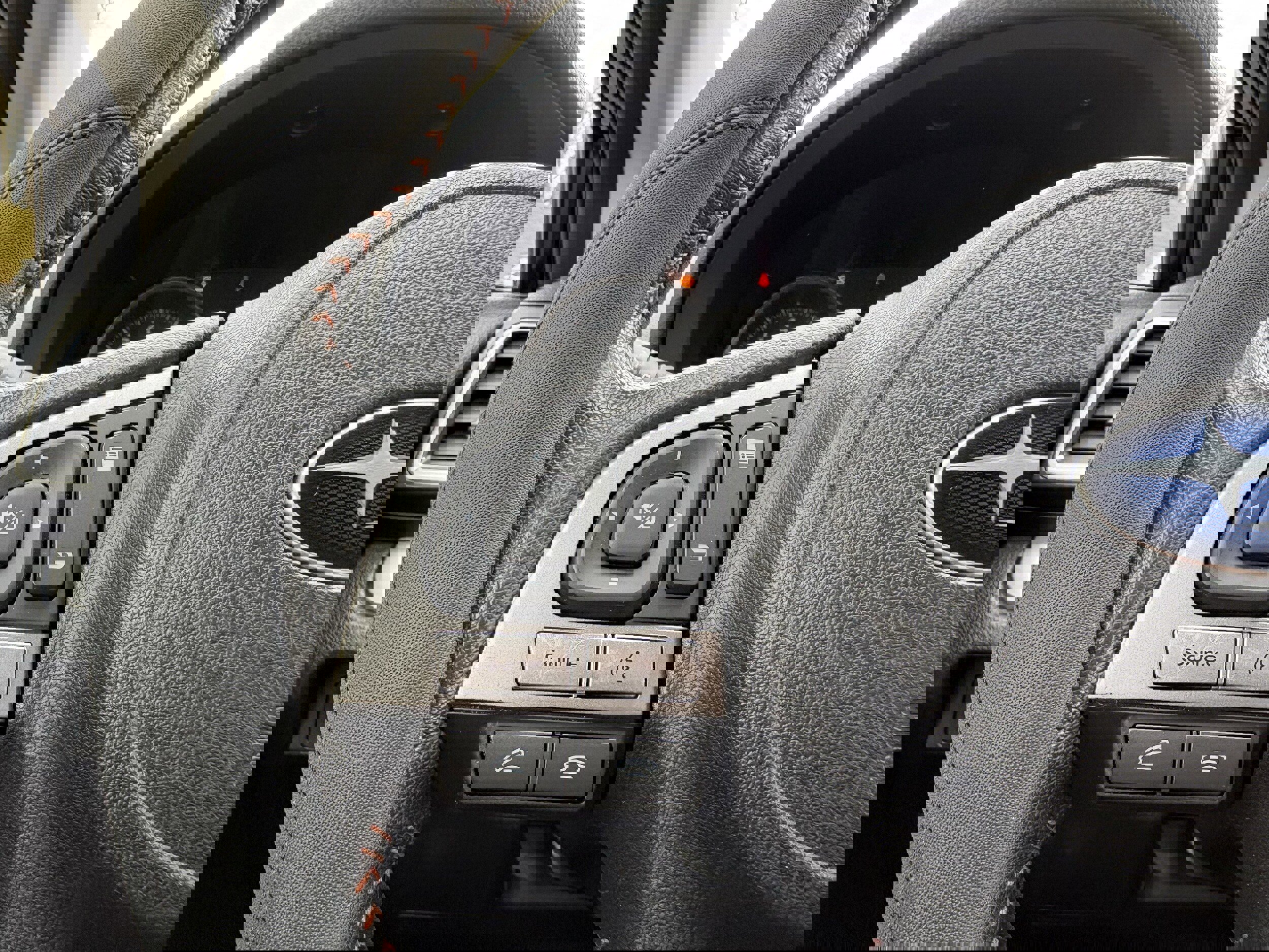 Used 2017 Subaru Crosstrek 2.0i Premium w/ Popular Package #2 image 15