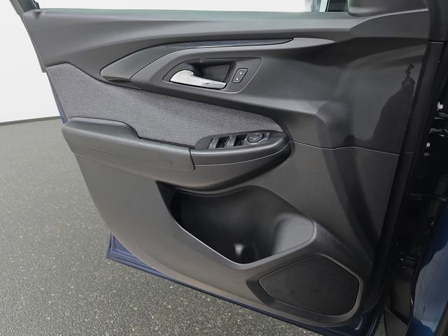 Used 2021 Chevrolet TrailBlazer LT w/ Driver Confidence Package FWD image 25