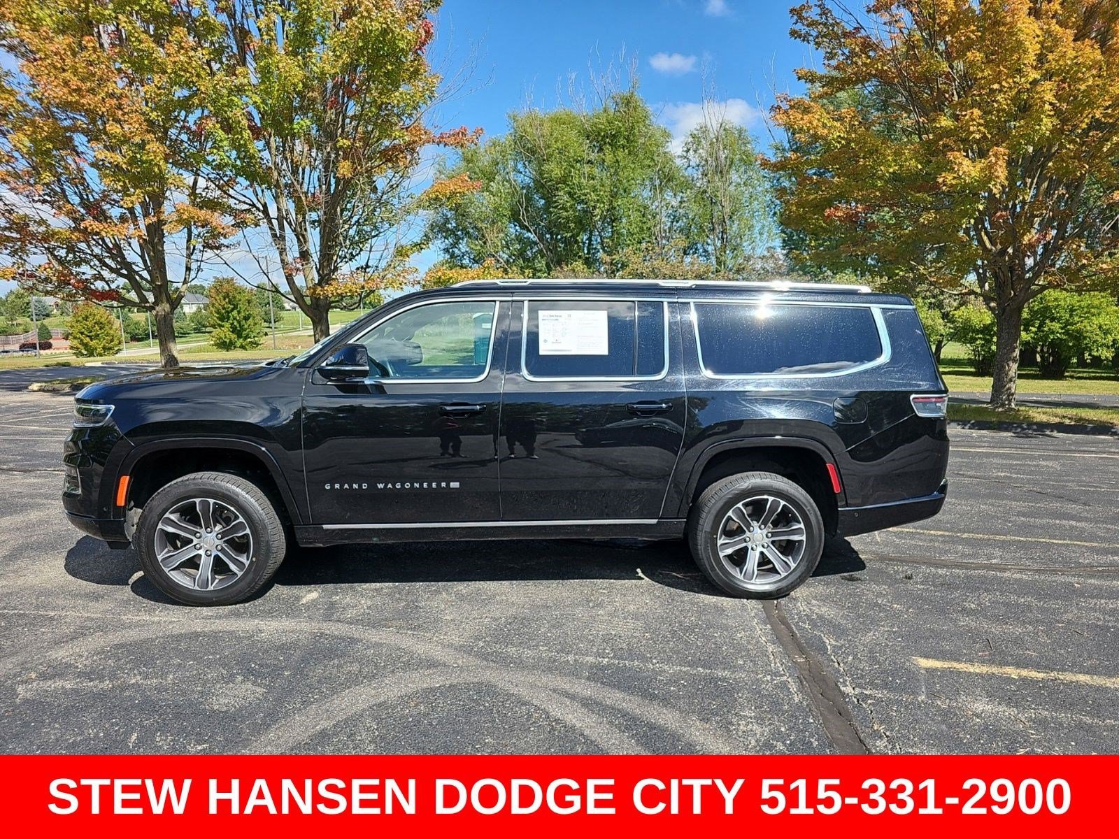 Used 2024 Jeep Grand Wagoneer L 4WD image 1