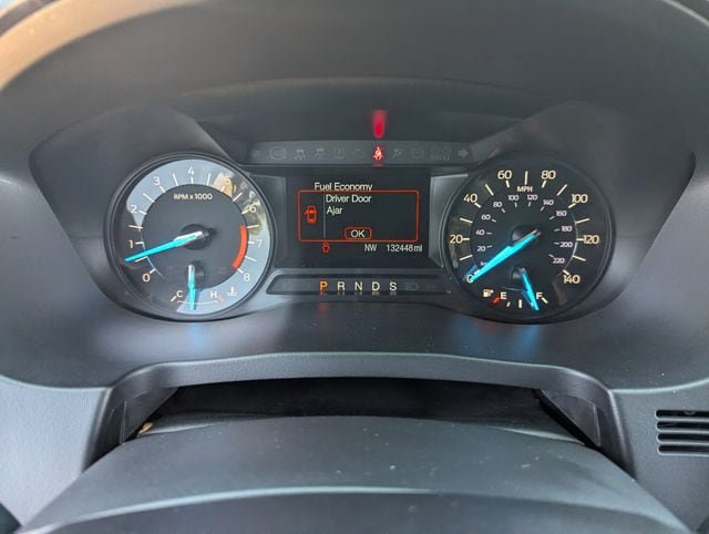 Used 2016 Ford Explorer XLT FWD image 32