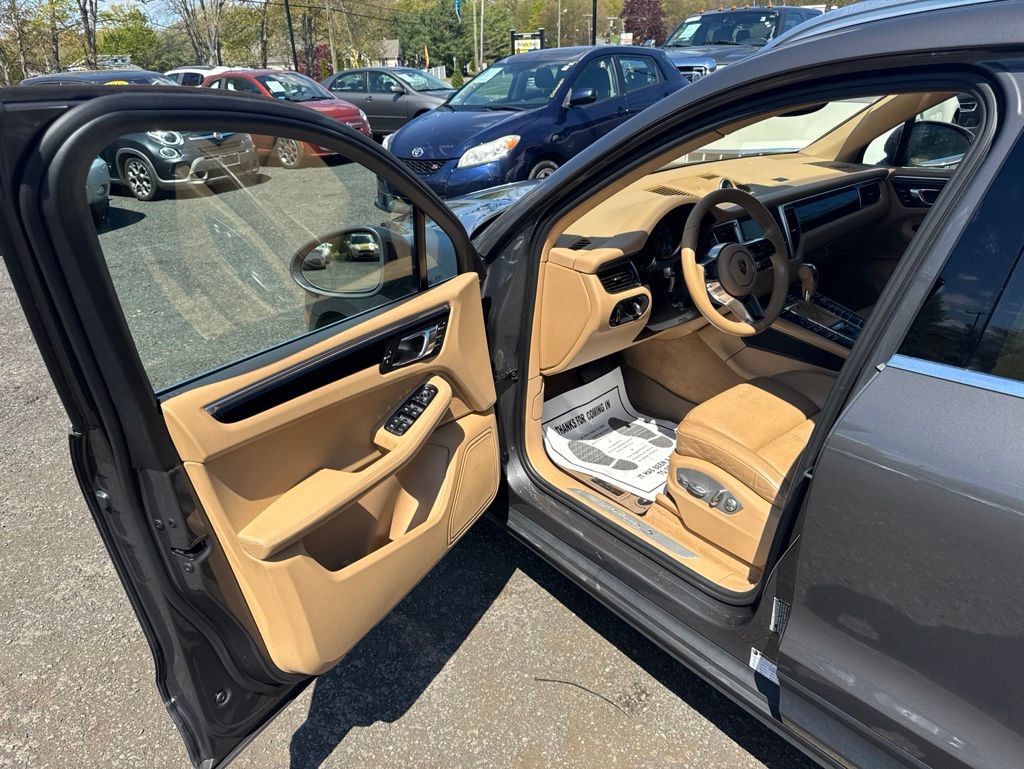 Used 2016 Porsche Macan S AWD/4WD image 26