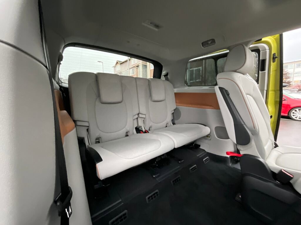 New 2025 Volkswagen ID. Buzz Pro S Plus image 16