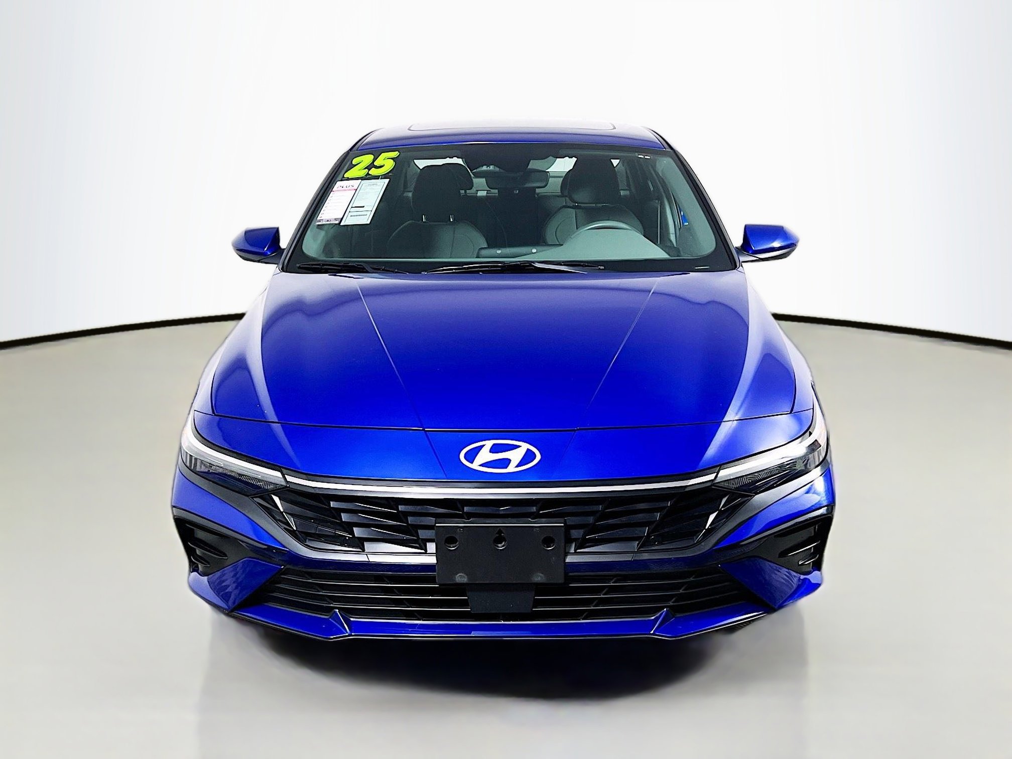 Used 2025 Hyundai Elantra SEL image 11