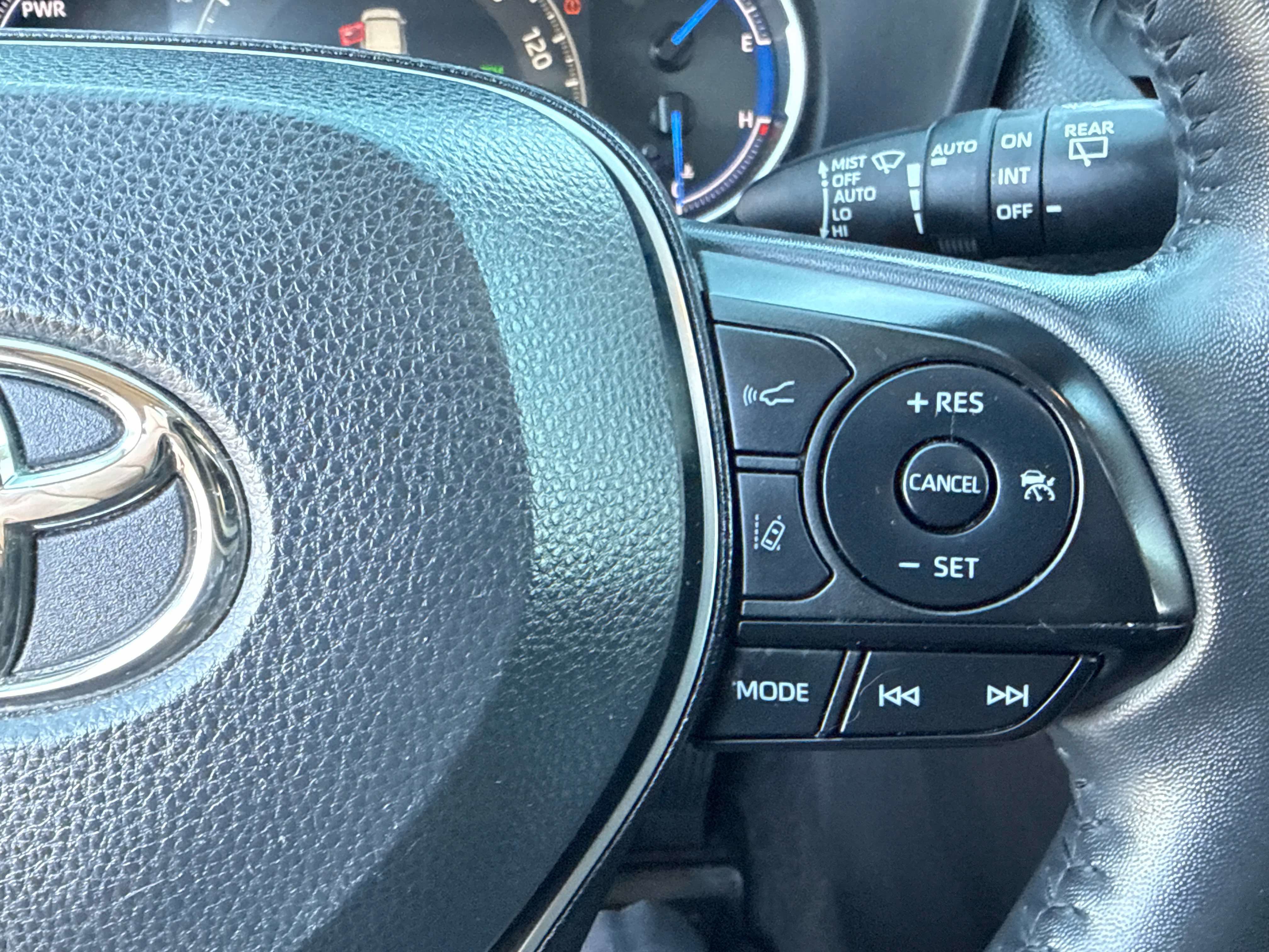 Used 2022 Toyota RAV4 Limited w/ Limited Grade Weather Package image 25