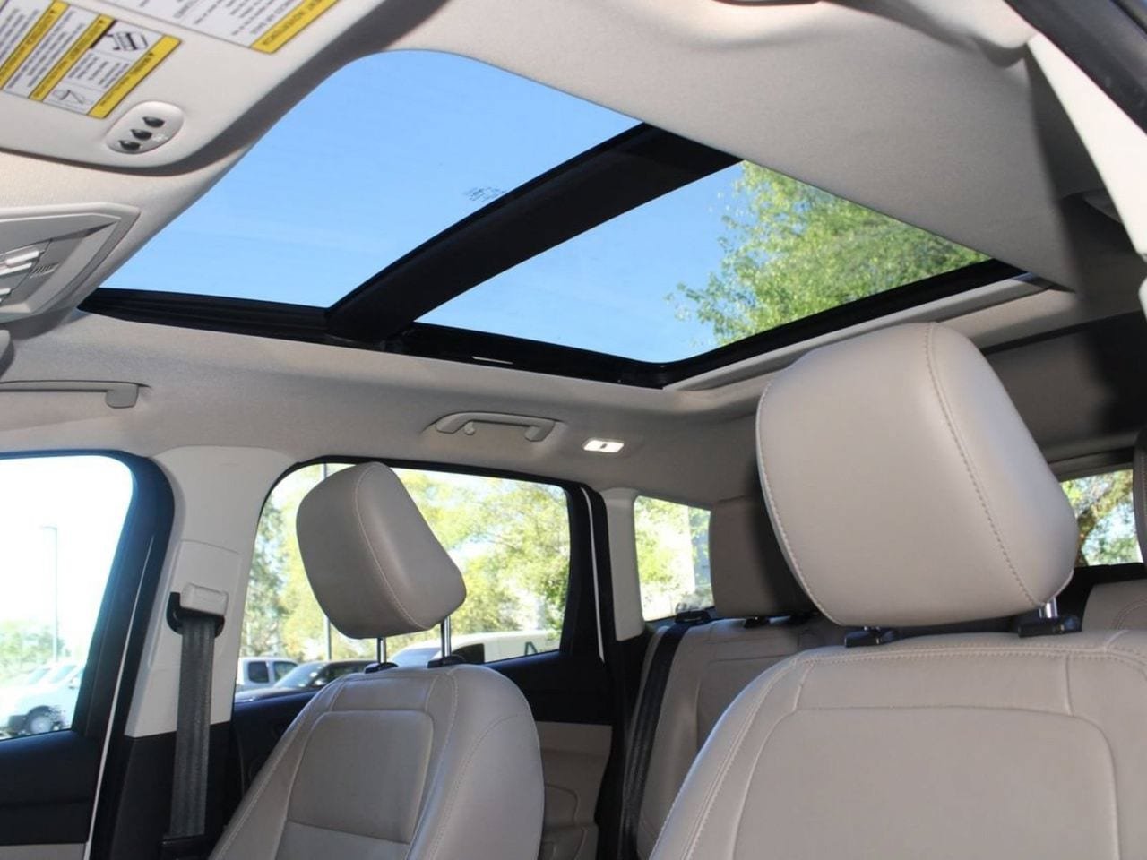 Used 2019 Ford Escape Titanium FWD image 22