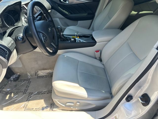Used 2015 INFINITI Q50 Premium w/ Navigation Package RWD image 11