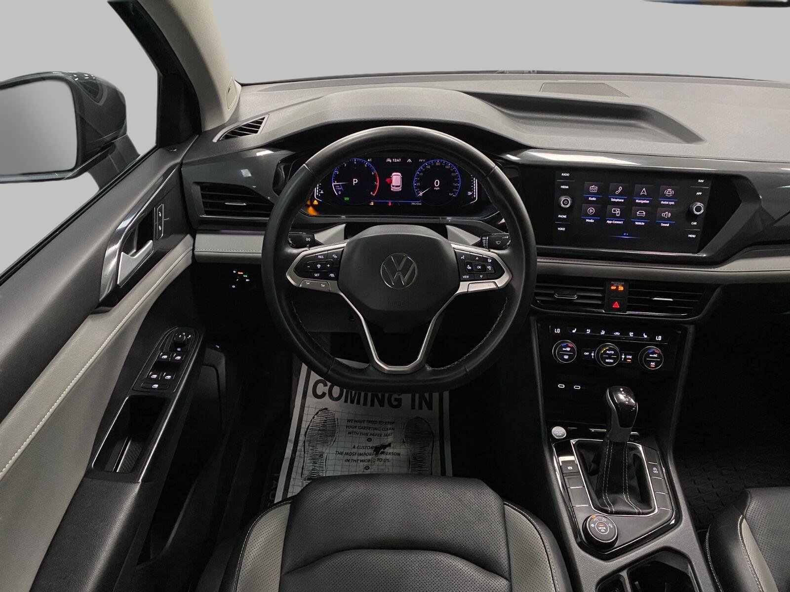 Used 2022 Volkswagen Taos SEL w/ Panoramic Sunroof Package AWD/4WD image 13