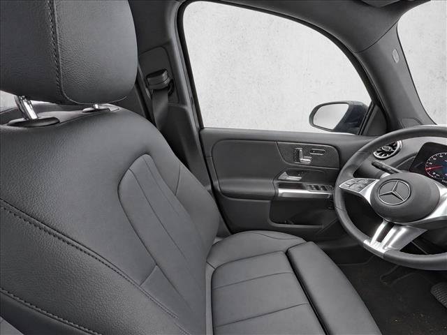 Used 2024 Mercedes-Benz GLB 250 image 21